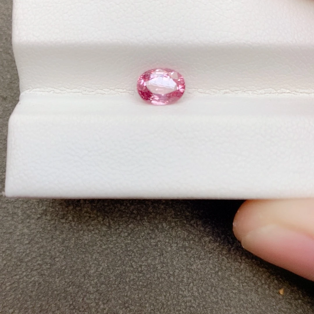 蓝宝石裸石未镶嵌1.33ct帕帕拉恰