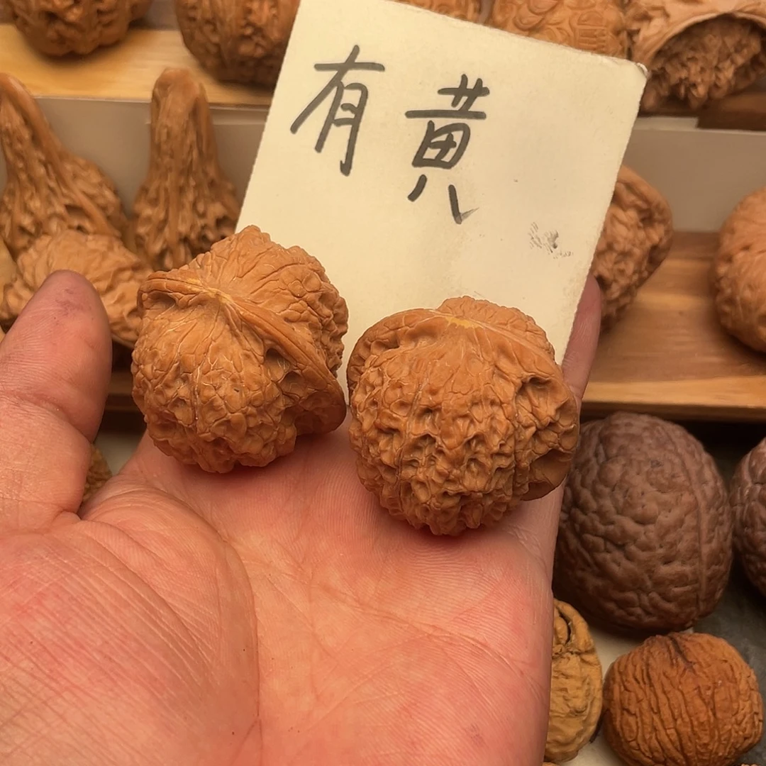 天***民文玩核桃吊坠麒麟