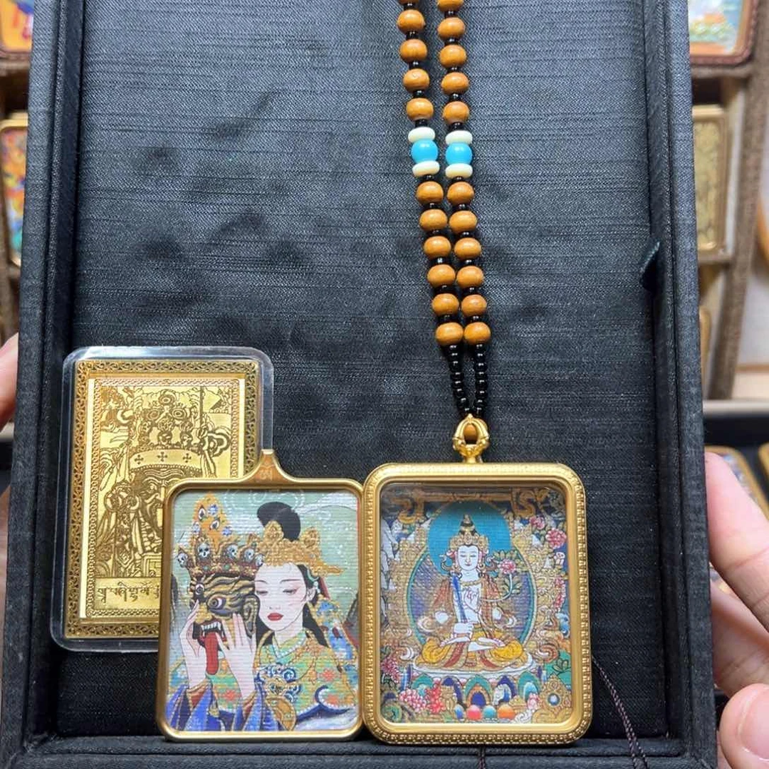 吊坠L**i美丽的小镇和美丽