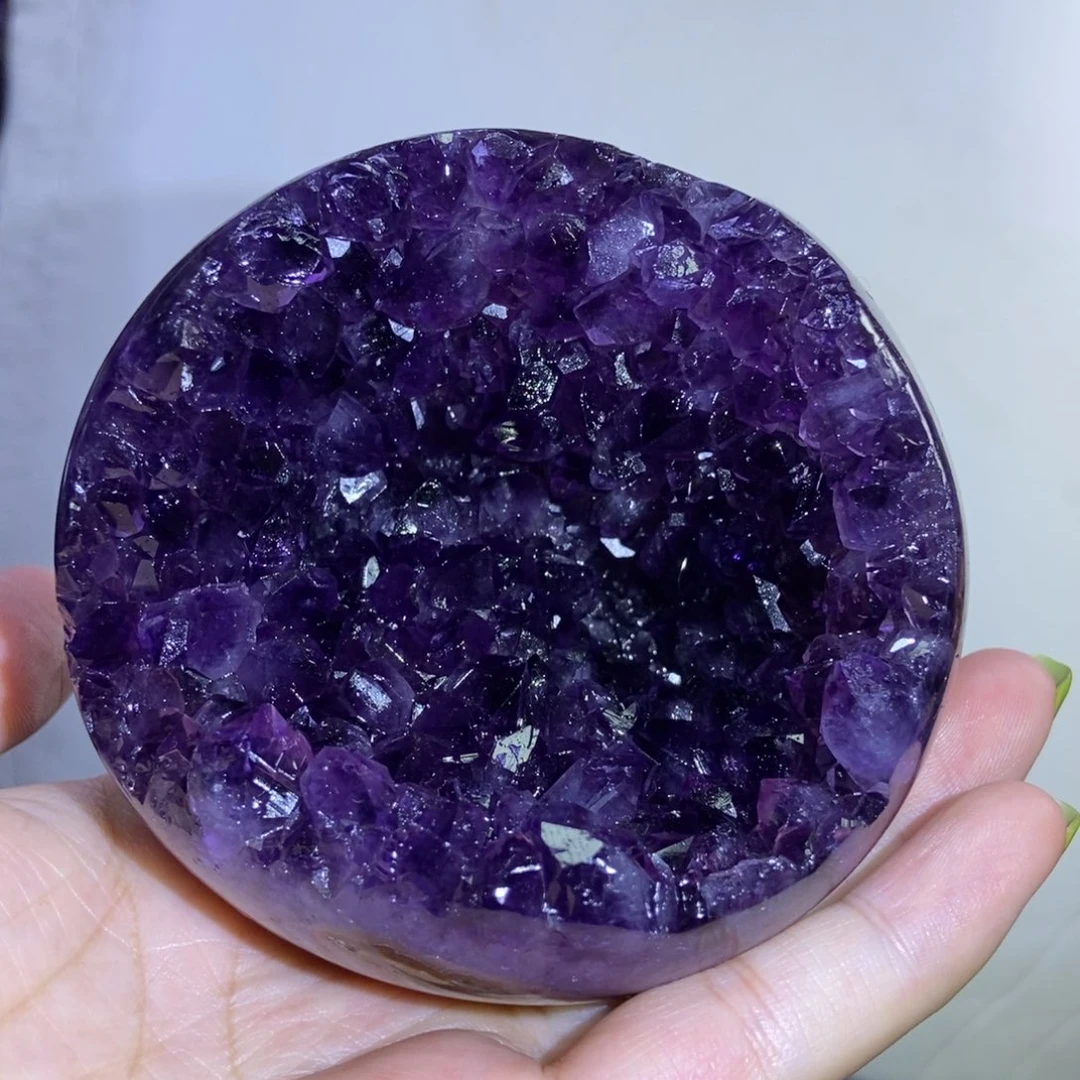 未镶嵌水晶大型摆件（非配饰）