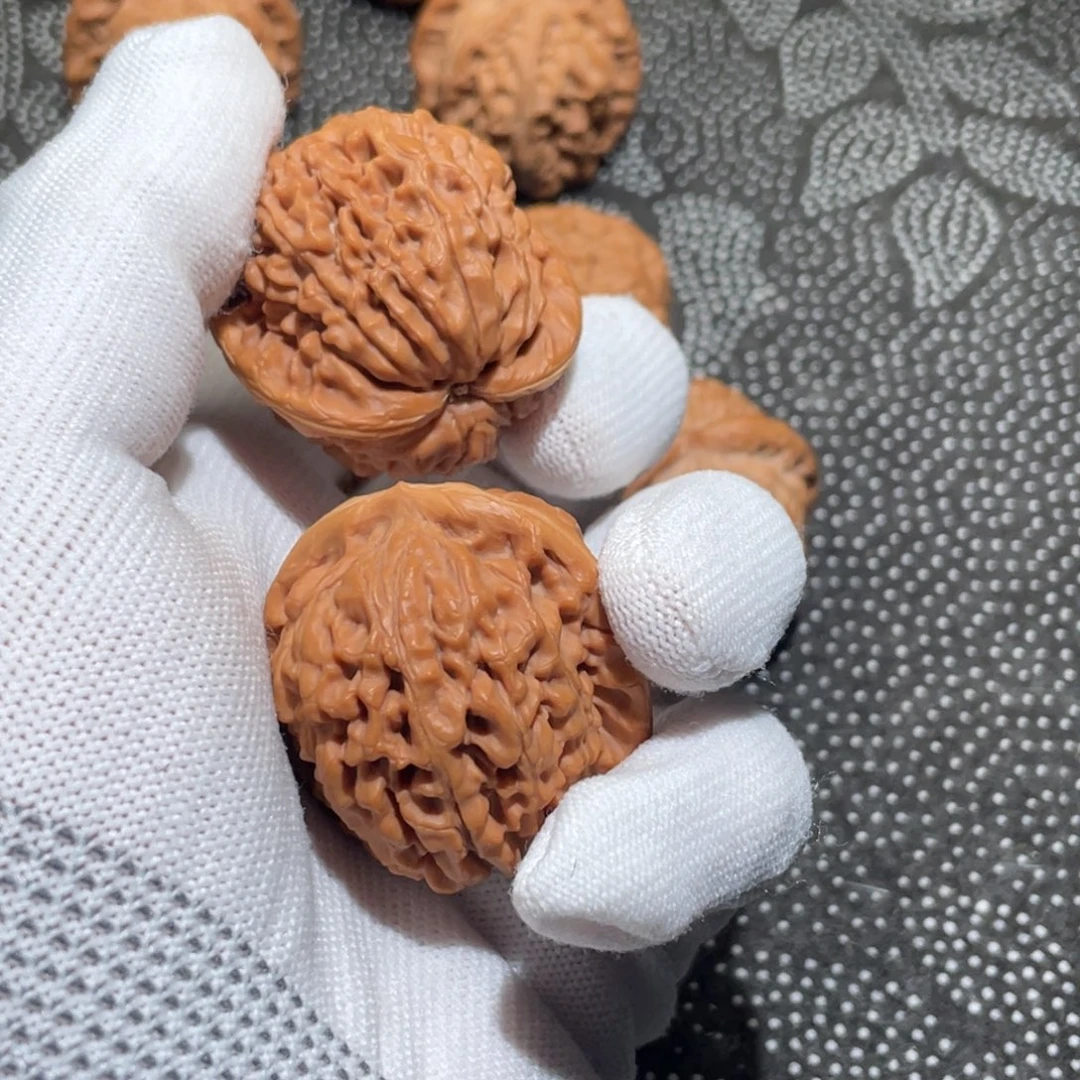 拎****文玩核桃吊坠38莲花