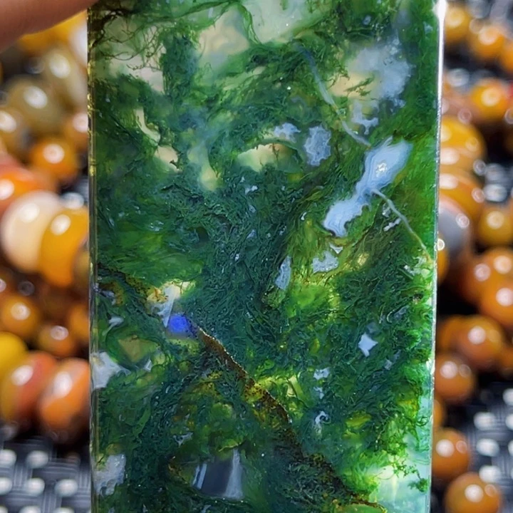 玛瑙/玉髓颈饰未镶嵌春***光