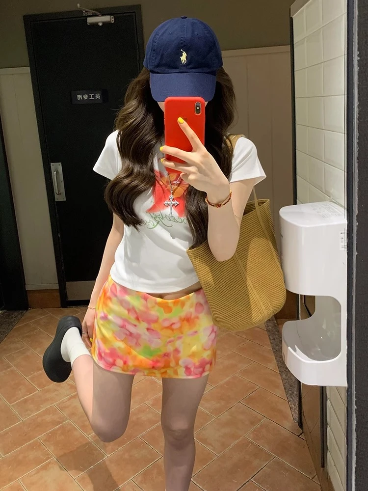 白色洋气印花正肩短袖T恤女夏季2025新款超好看独特漂亮套装