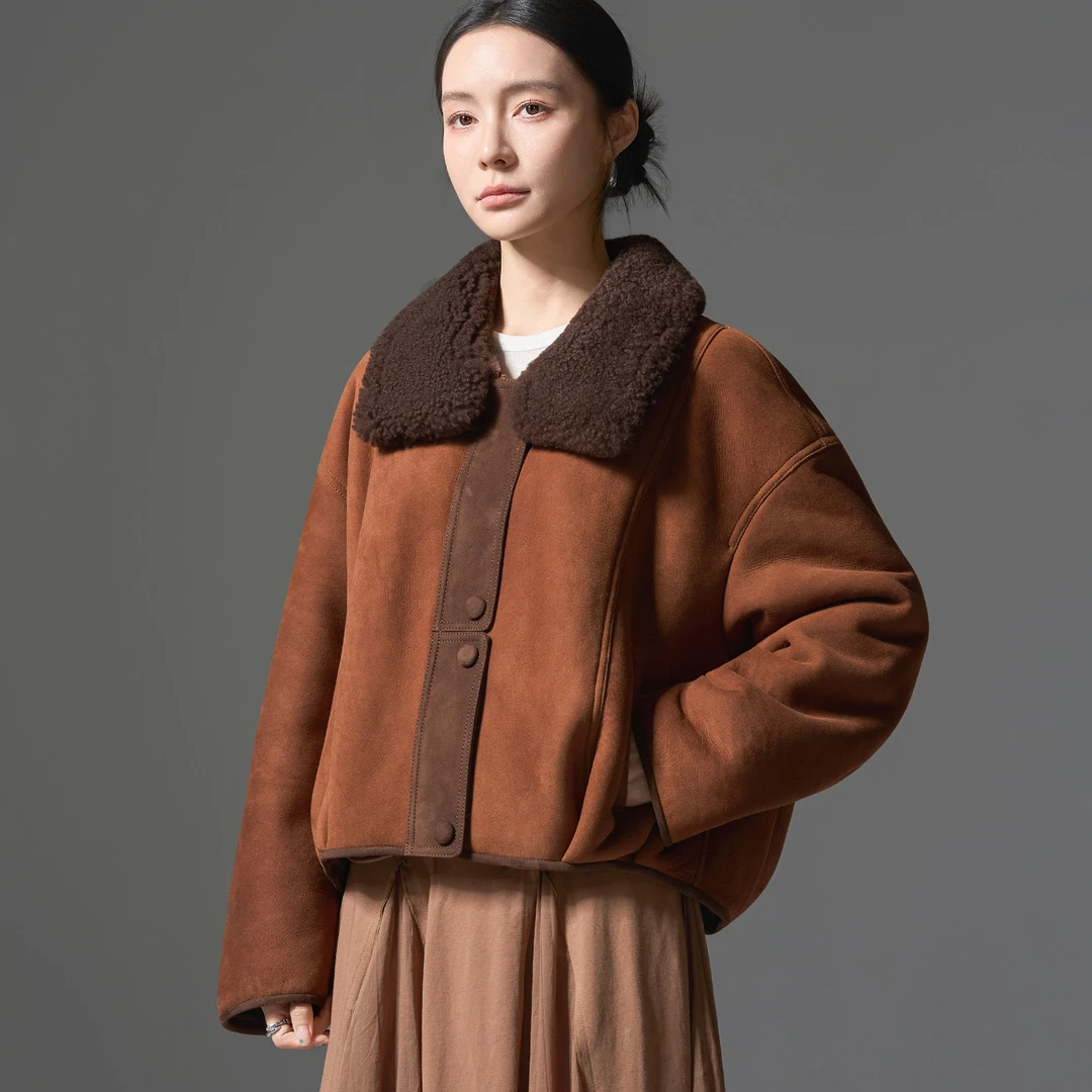 法国进口皮毛一体外套女2025冬新款短款小个子年轻款羊毛皮草6971