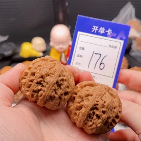 文玩核桃把件46大粗筋 176