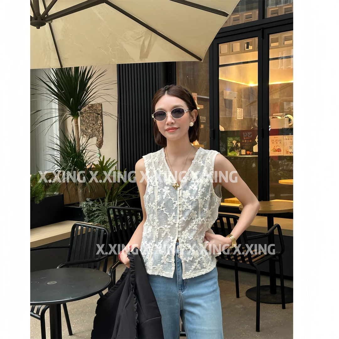 X.x.法式小众V领排扣无袖显瘦刺绣薄款休闲背心上衣女C31-1603