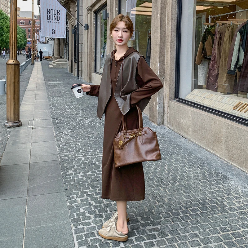 洋气叠穿马甲连帽卫衣连衣裙两件套气质风秋季显瘦休闲感女装套装