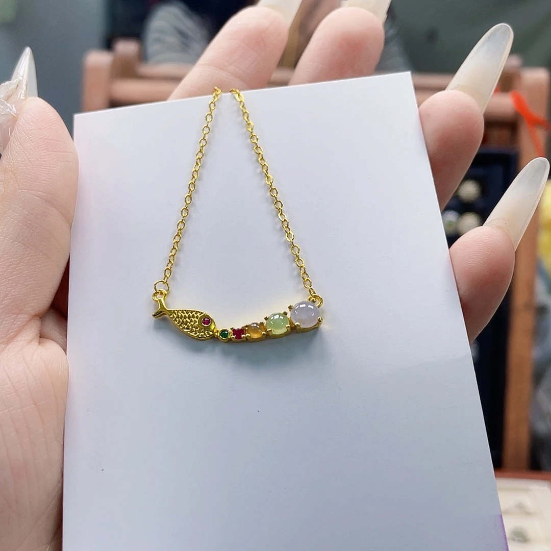 翡翠未镶嵌颈饰天然翡翠Ａ货