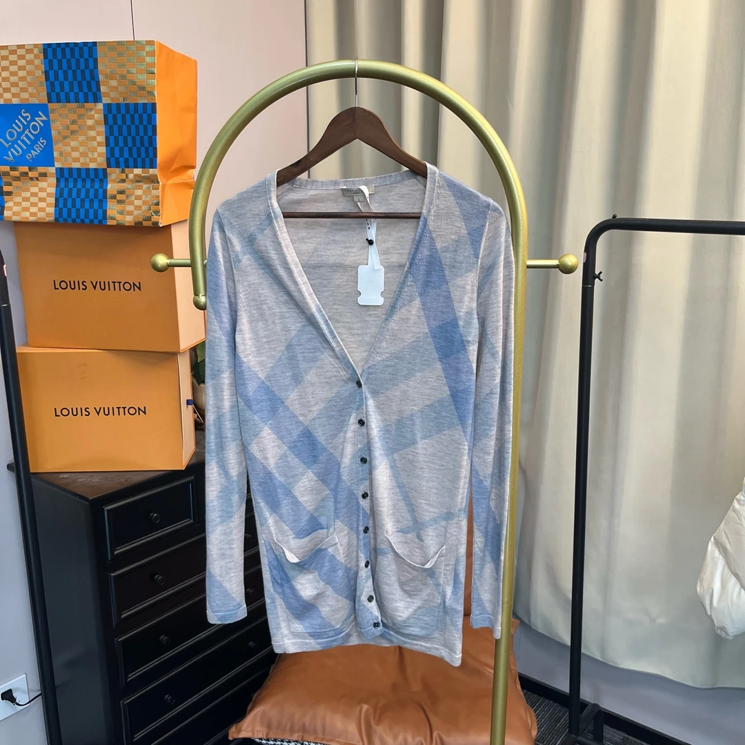 99新 BURBERRY/博柏利 梅芙 灰蓝格纹开衫 s码