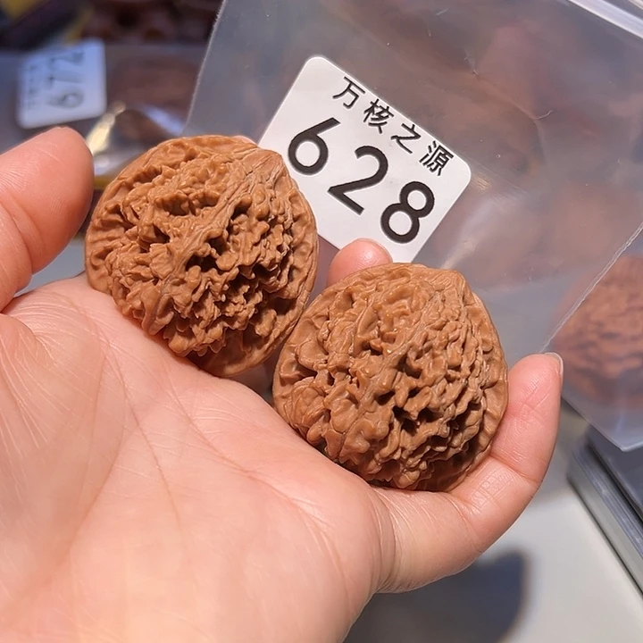 吊坠桃核42全品满天星，大窝底