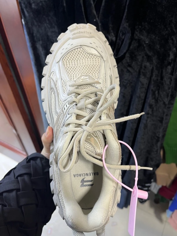 99新 Balenciaga/巴黎世家 巴黎世家白色轮胎鞋