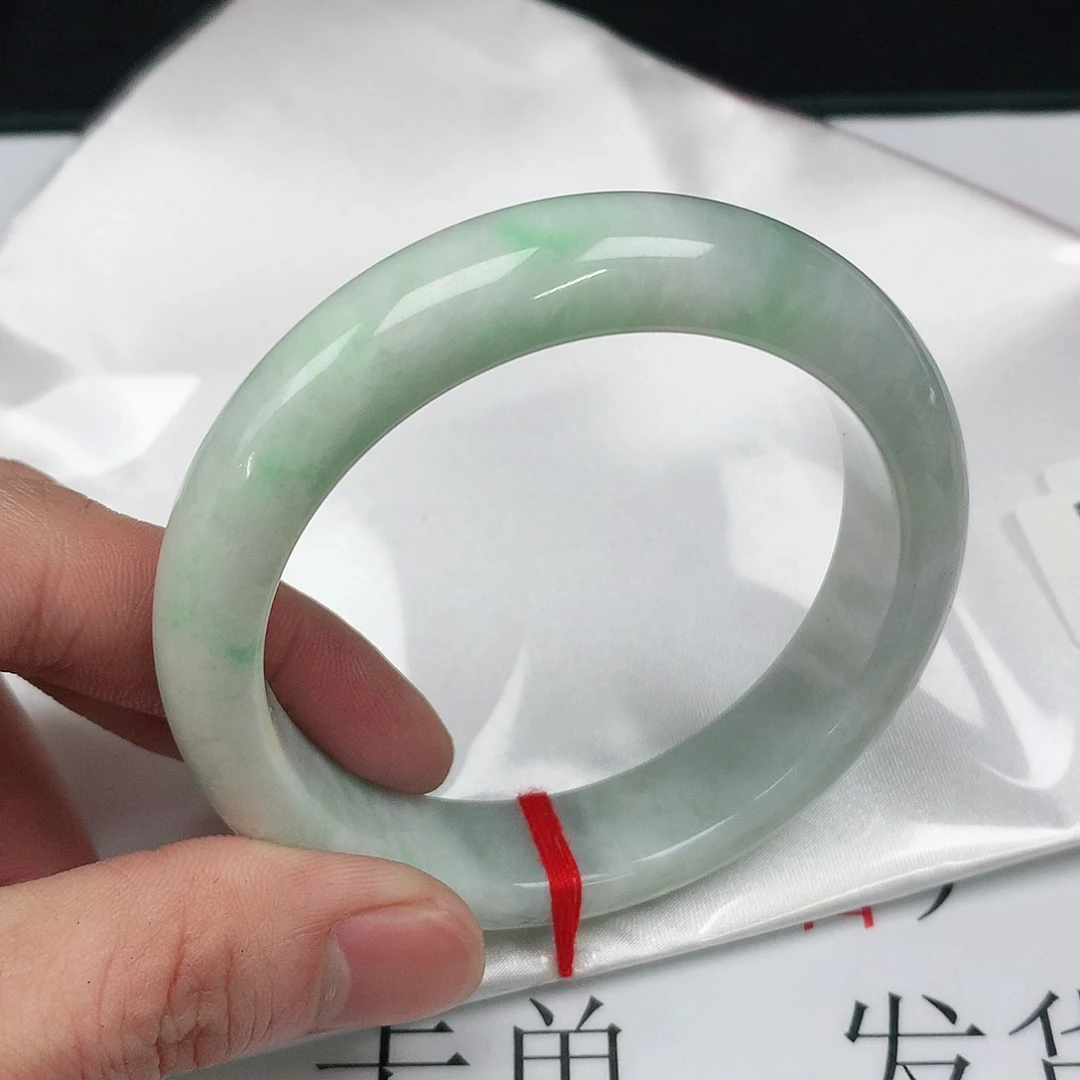 翡翠手镯未镶嵌圈56