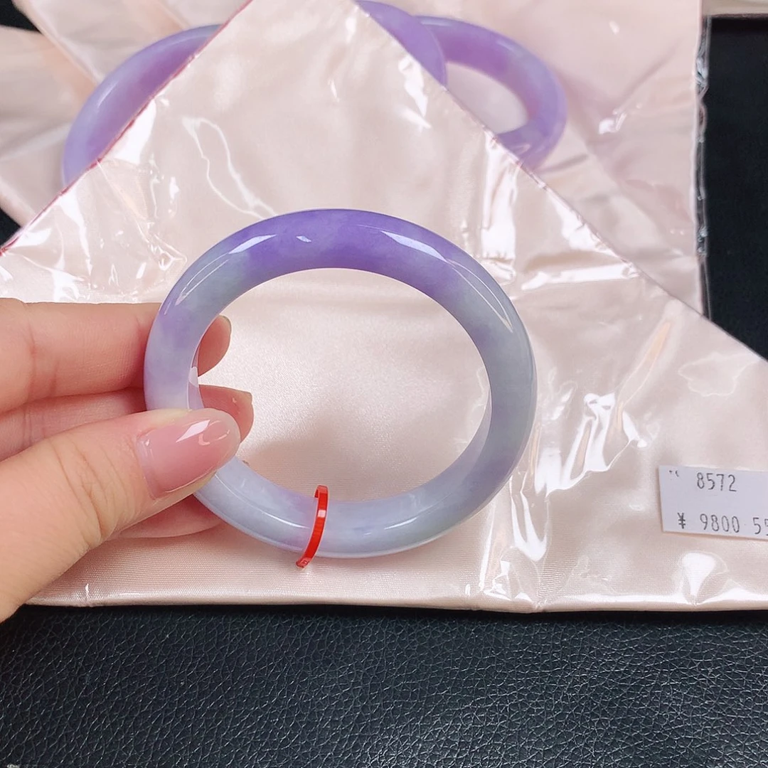 翡翠手镯未镶嵌8572xccvvv