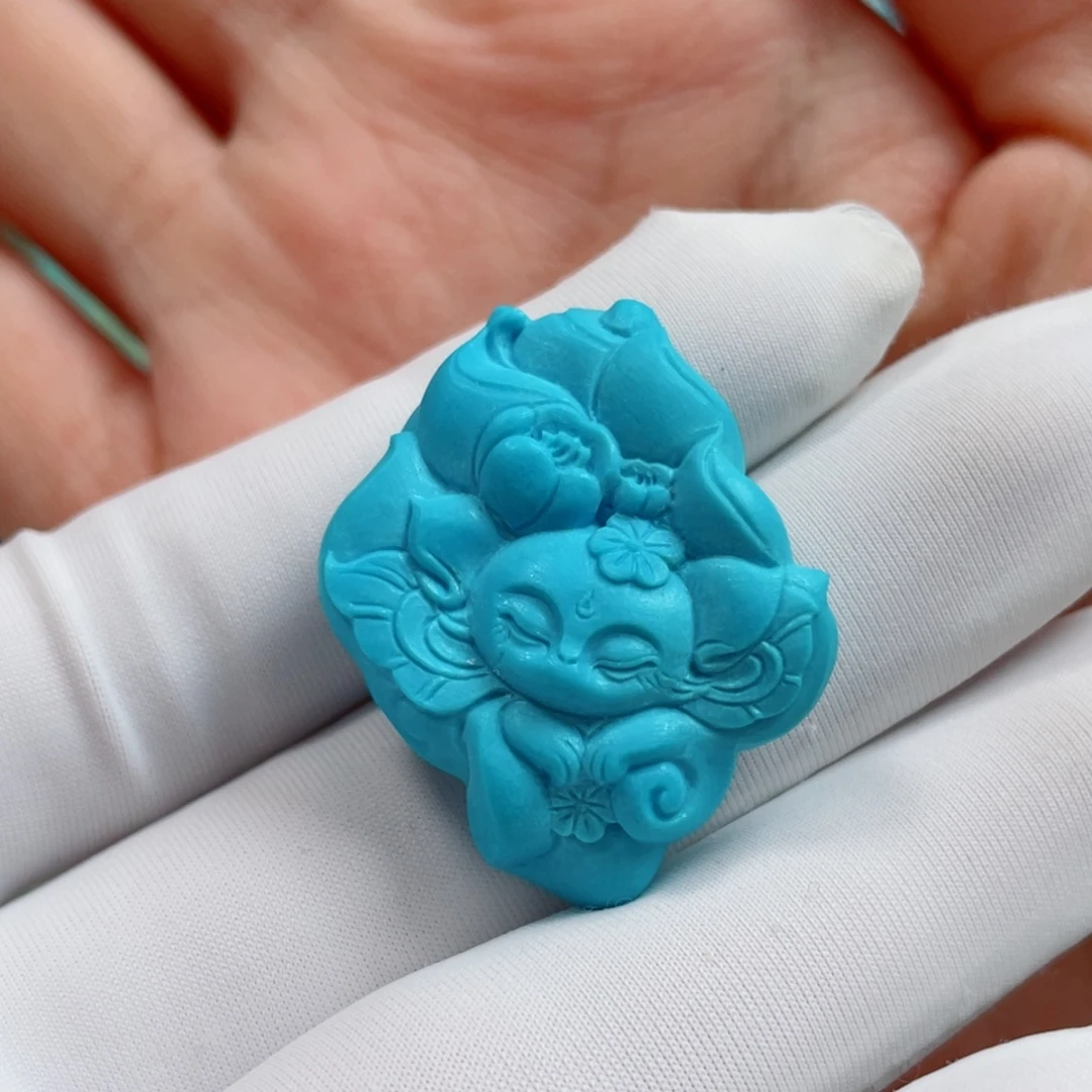 绿松石未镶嵌珠宝奇石