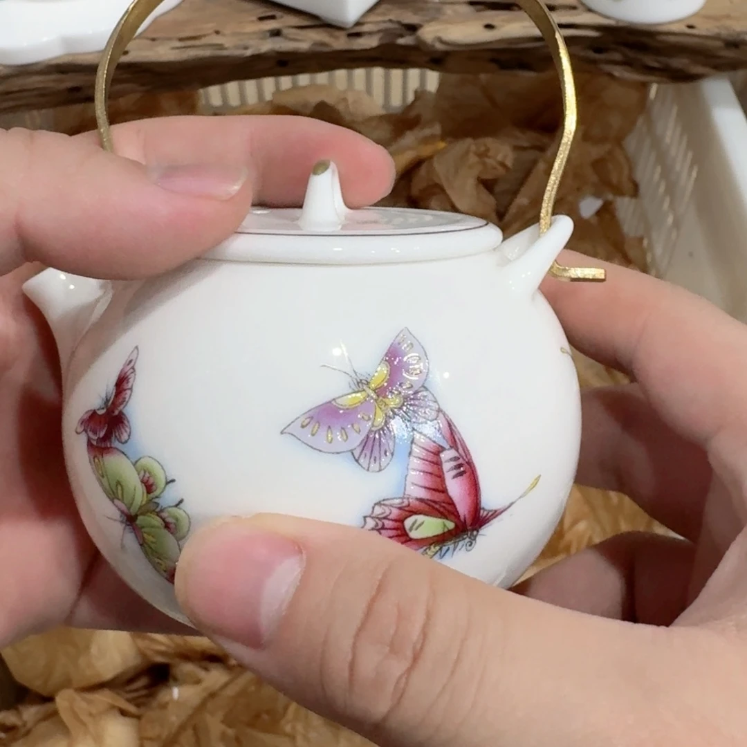 壶你好漂亮134568896211