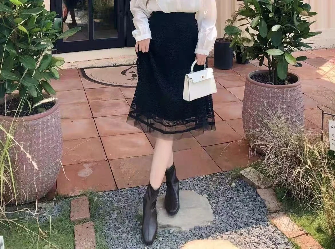 2662#秋款法式赫本风镂空气质半身裙