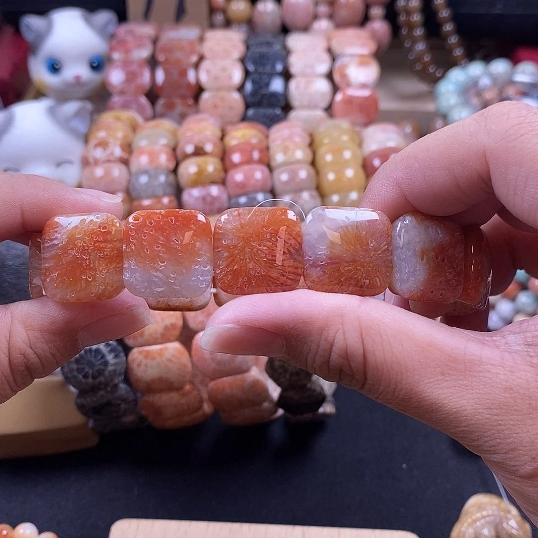 硅化珊瑚（珊瑚玉）1手牌未镶嵌红冰凤尾 143