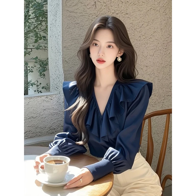 2025春季洋里洋气经典百搭高级感V领荷叶边拼接超好看蓝色衬衫女