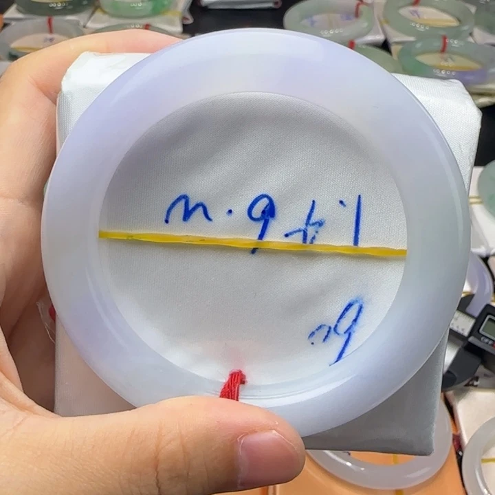 未镶嵌手镯翡翠翡翠手镯