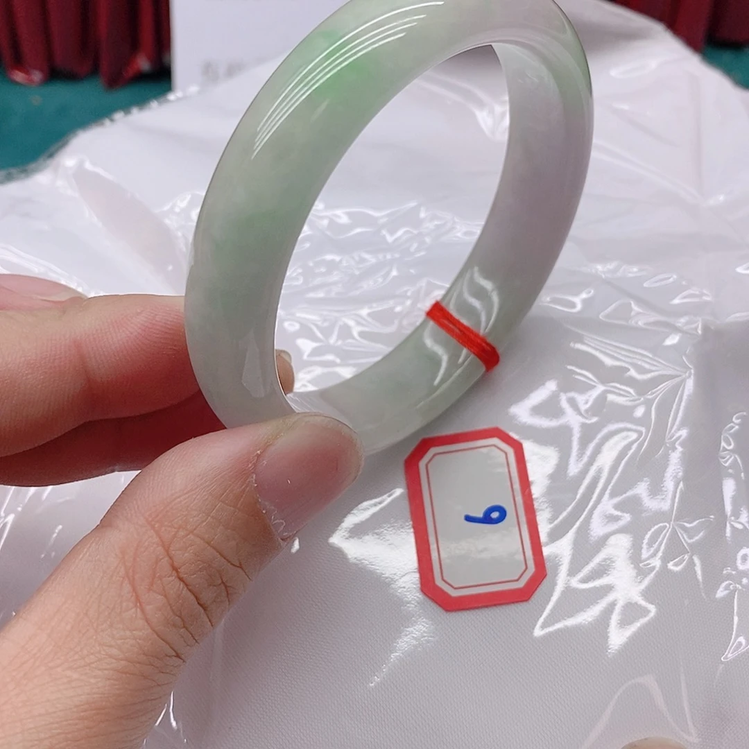 翡翠手镯未镶嵌用****40666666666