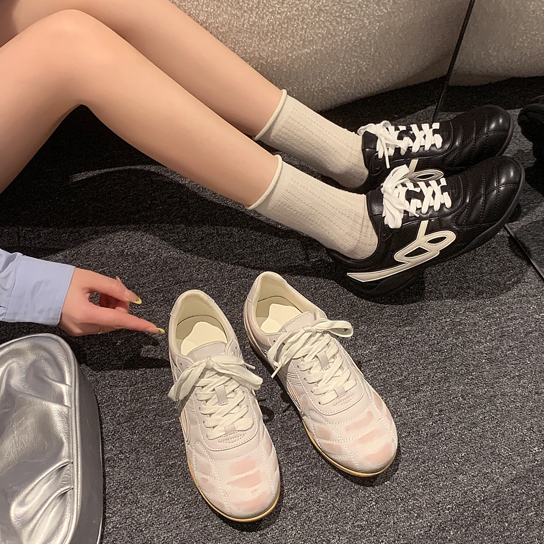 贾不假德训鞋女款2025新款秋季潮流百搭通勤舒适平底芭蕾风阿甘鞋