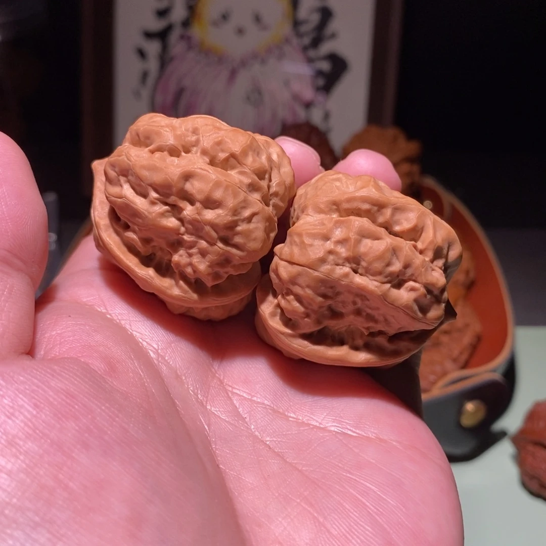 文玩核桃吊坠全品38边42肚蛤蟆头