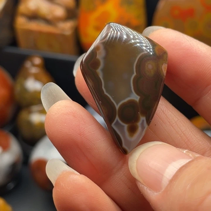 玛瑙/玉髓未镶嵌颈饰