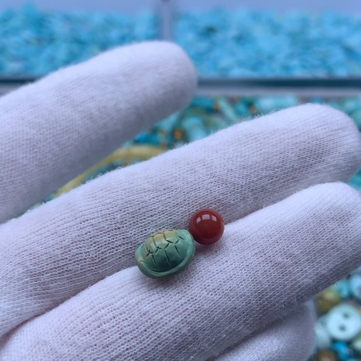 南红玛瑙未镶嵌珠宝奇石