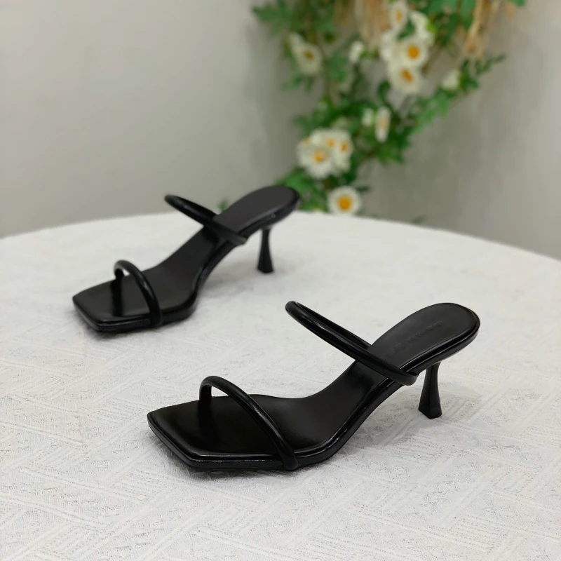 2025夏新款时尚法式气质配裙子休闲凉拖女外穿仙女风细高跟一字拖