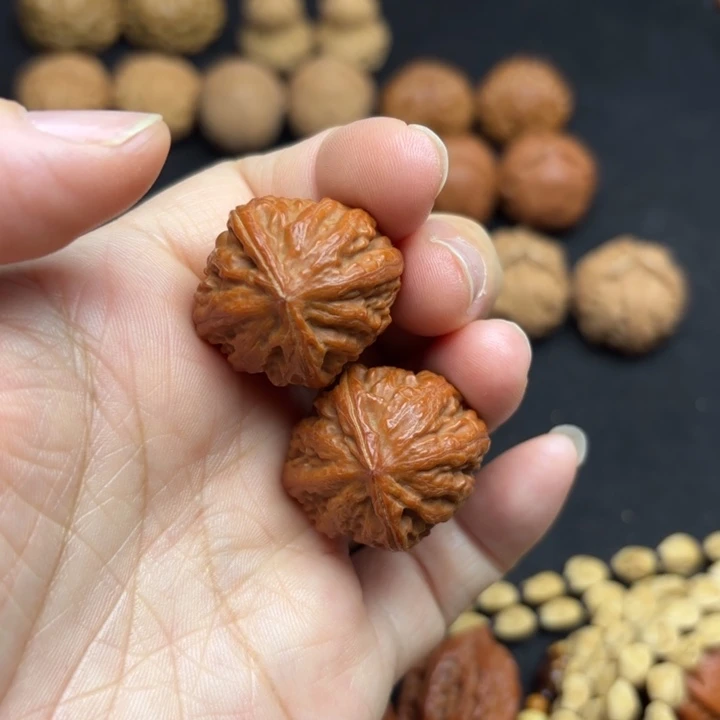 文玩核桃把件际洋文玩手捻272