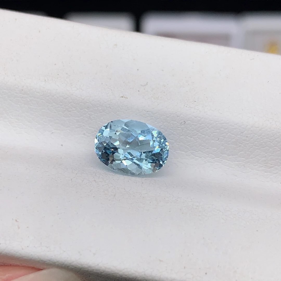 海蓝宝石裸石2.05克拉