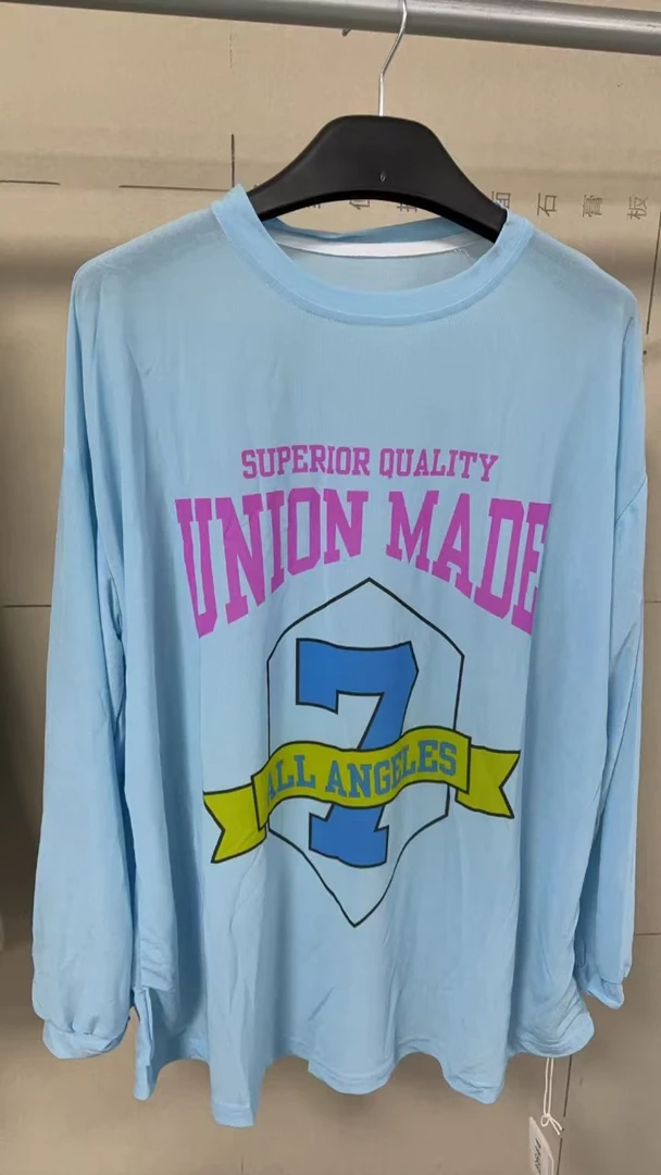 春夏季热销简约拼色女式T恤时尚百搭长袖上衣女个性舒适T恤女