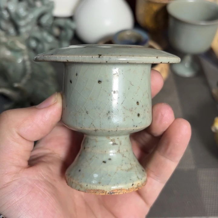 秦***飞瓷片器型美观大方美观