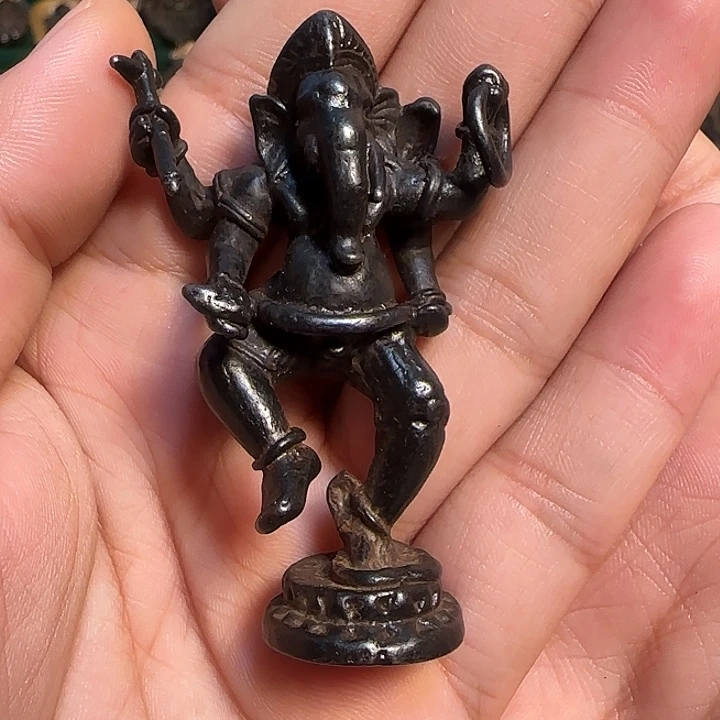 无***铭拍……………………………………