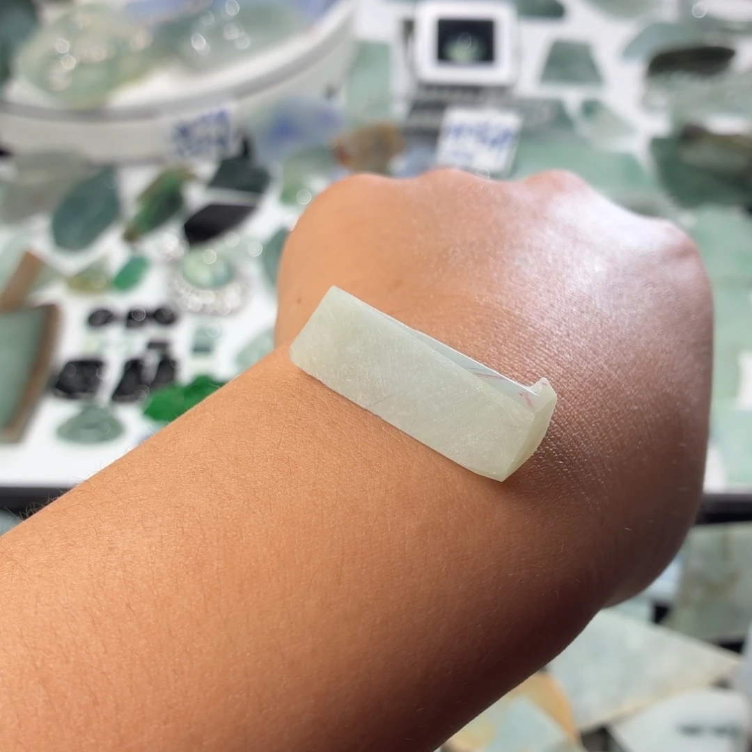 未镶嵌定制翡翠天然缅甸翡翠a货边角料