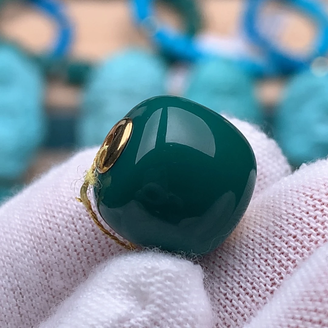 绿松石未镶嵌珠宝奇石13.3mm