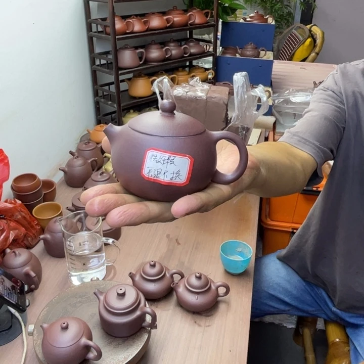 甜***爆茶壶紫砂微瑕封釉西施