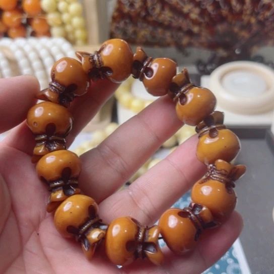 蜜蜡老腊钱袋子手串