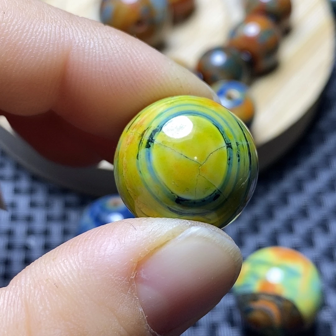 用***8玛瑙/玉髓未镶嵌颈饰