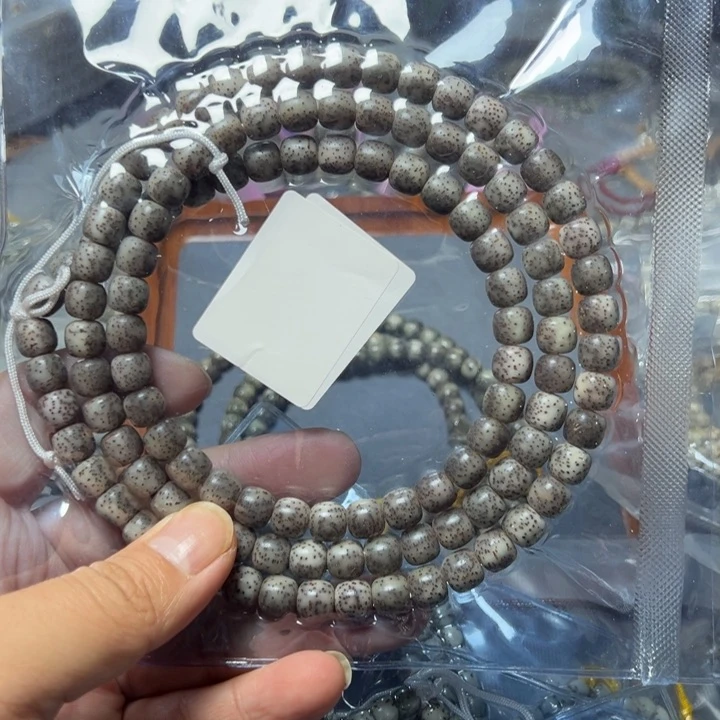星月菩提手串*一物一拍灰冰9×8左右1号