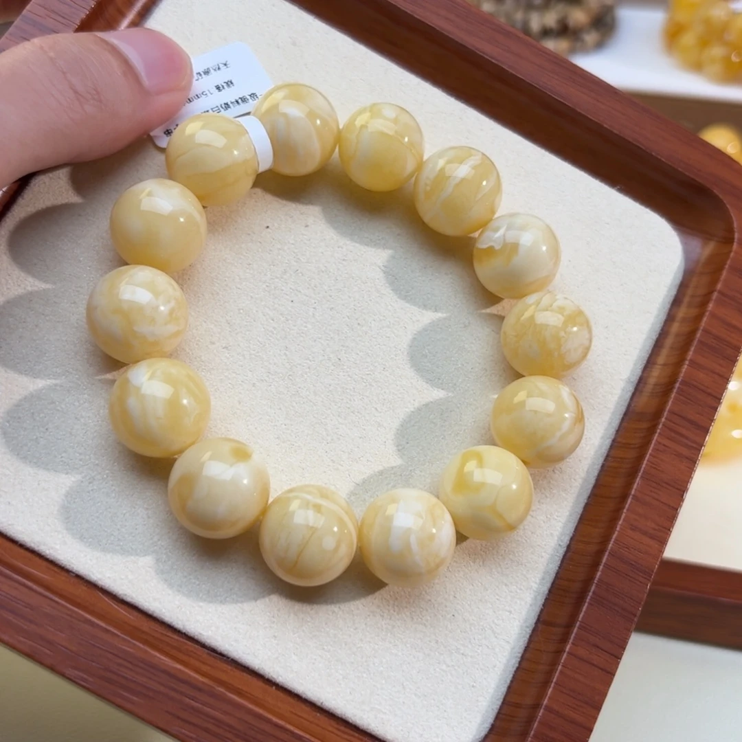 琥珀未镶嵌裸石浓白特价一级俄料