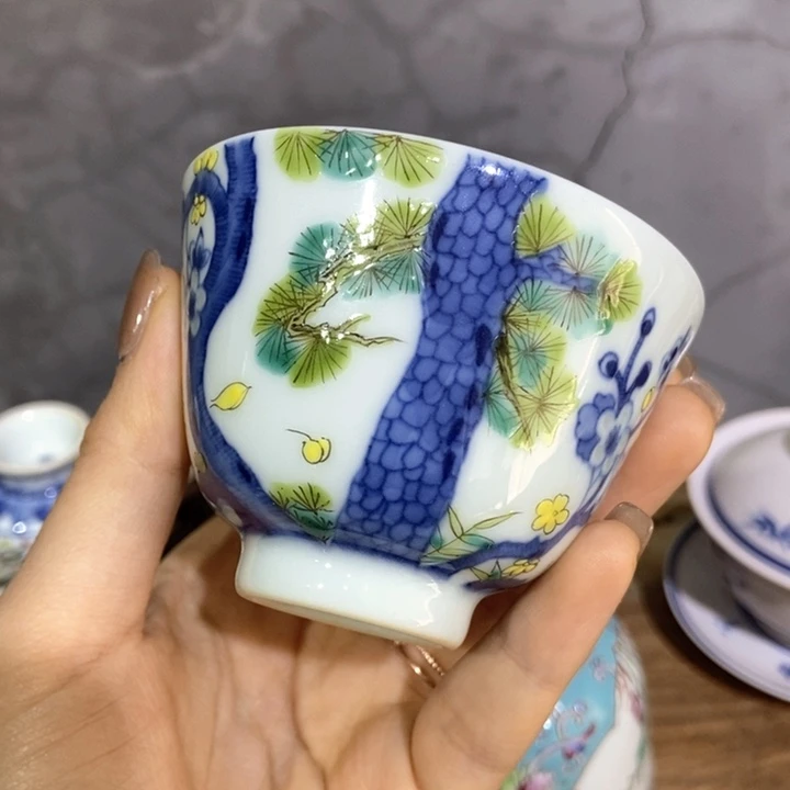 乾**下陶瓷艺术品的设计