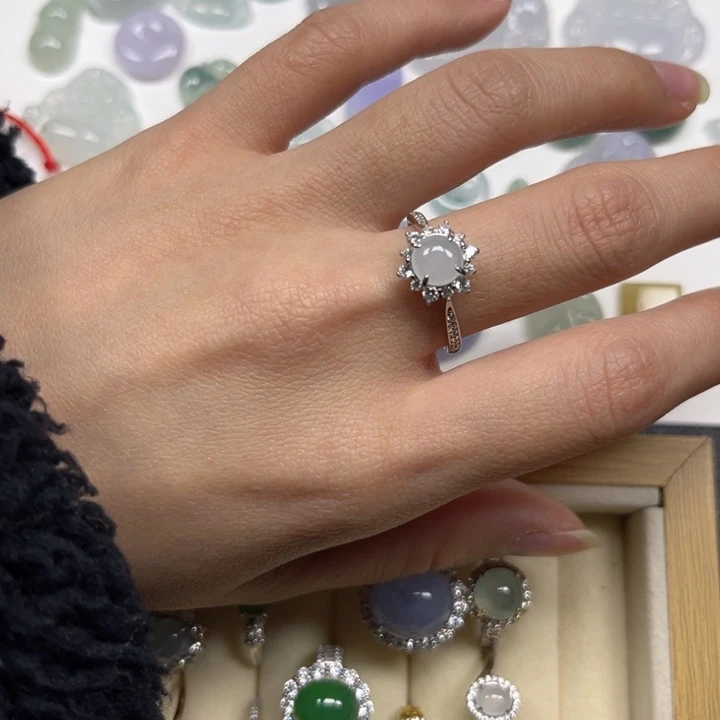 翡翠戒指银S925镶嵌蛋面戒指