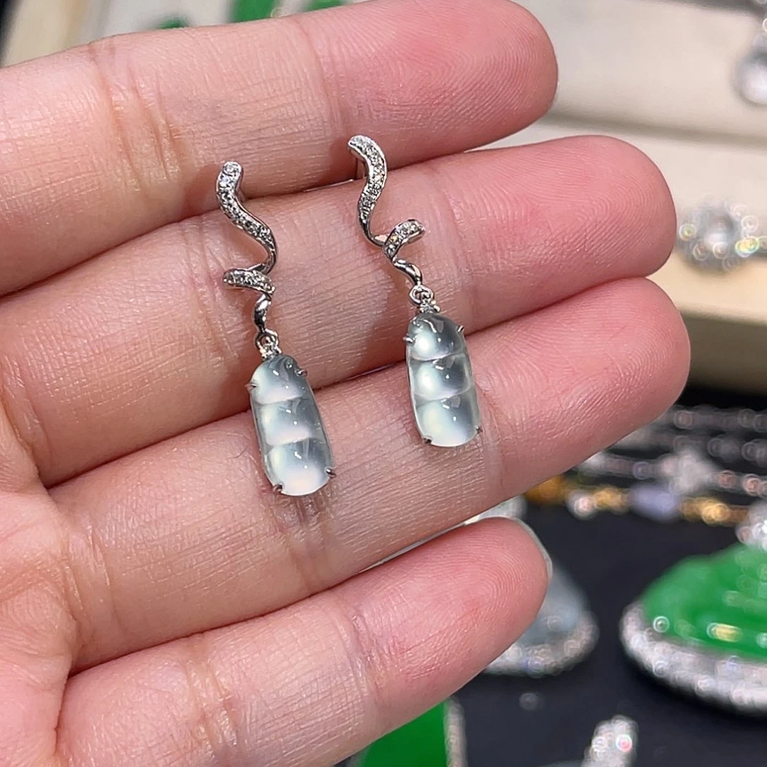 翡翠18K金镶嵌耳饰福豆