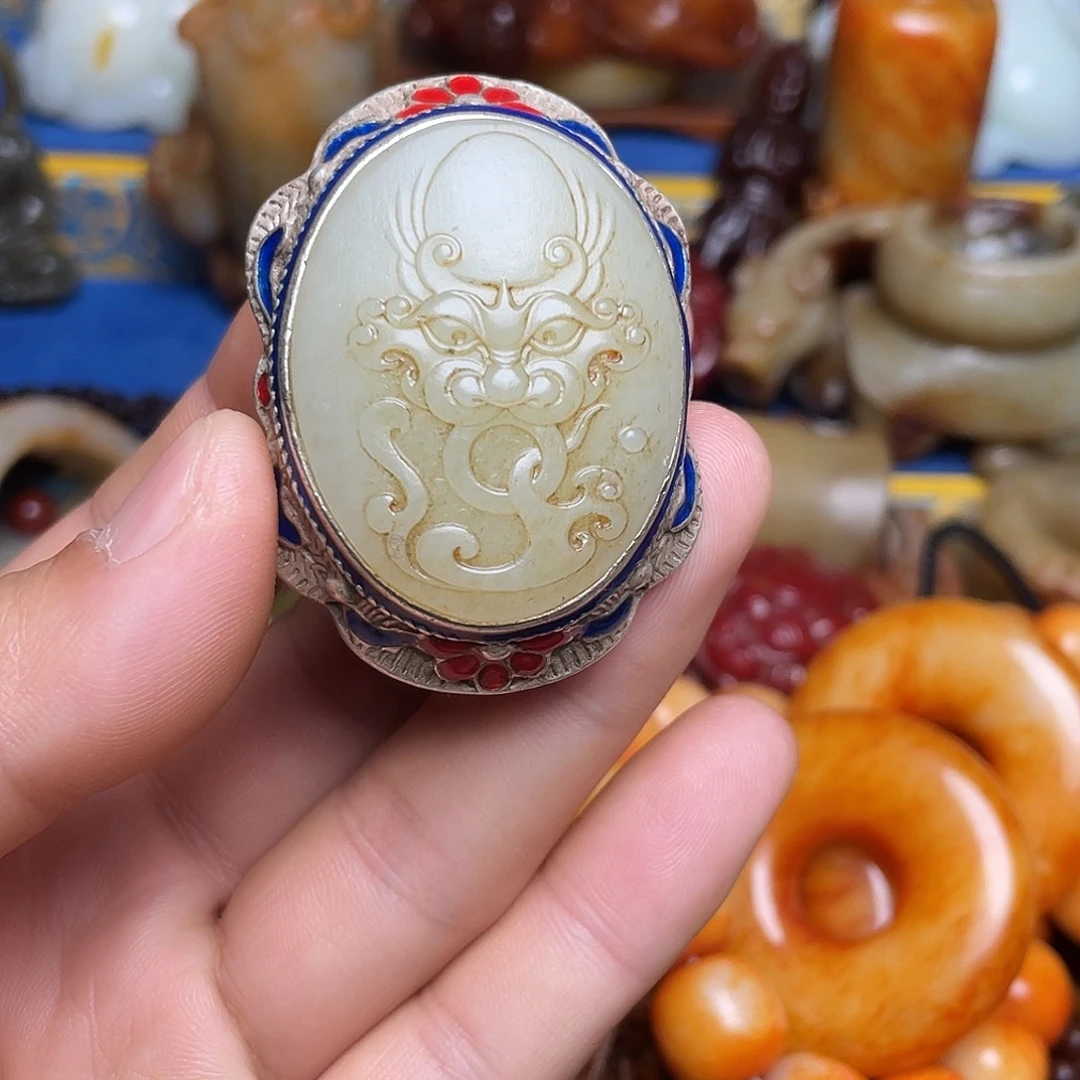 乐***观和田玉未镶嵌挂件