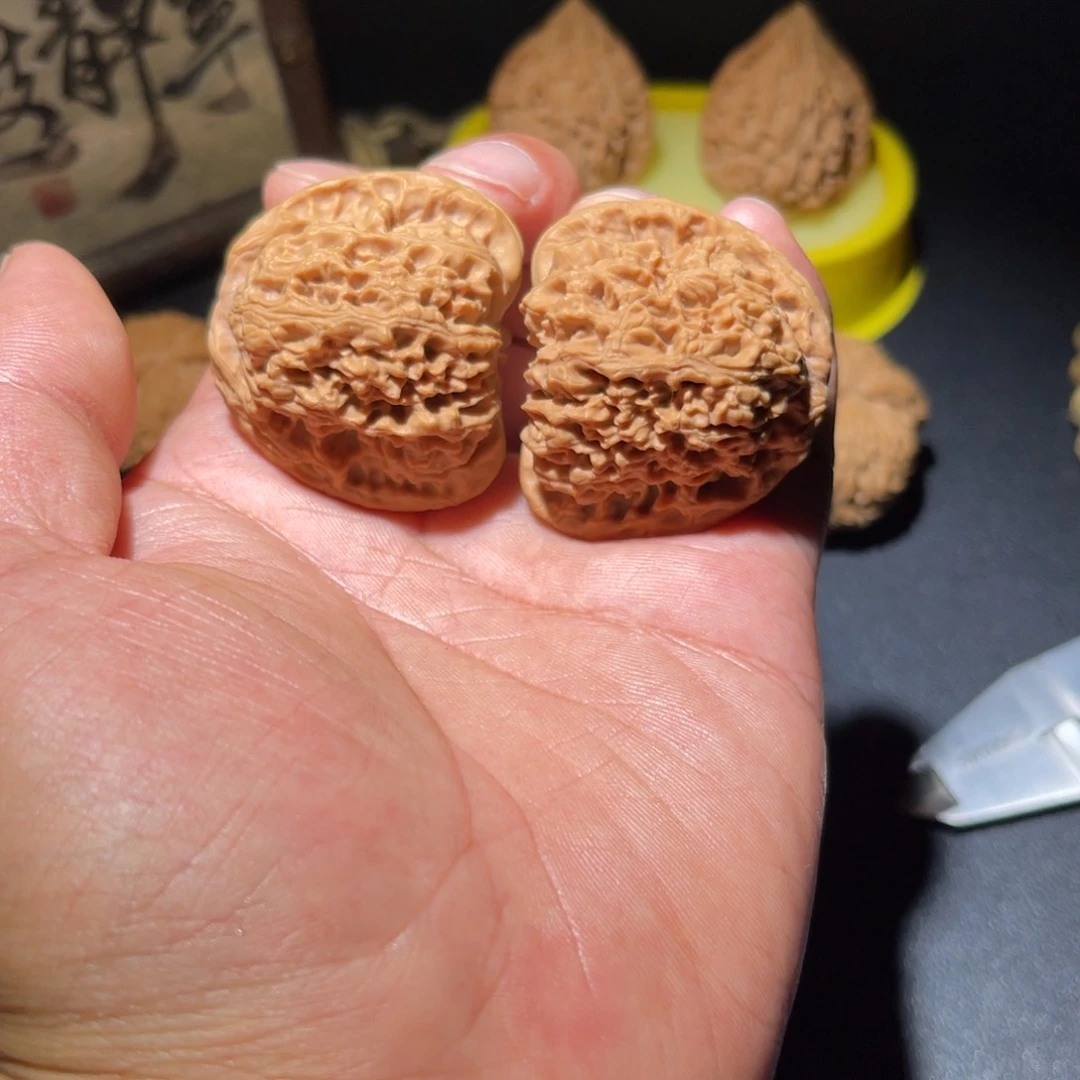 文玩核桃吊坠42南江