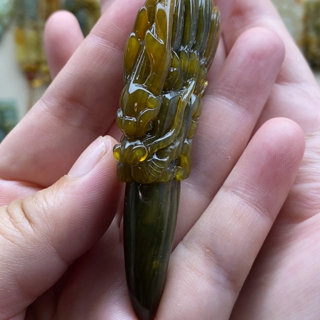 【闪购商品】岫玉未镶嵌颈饰龙牙