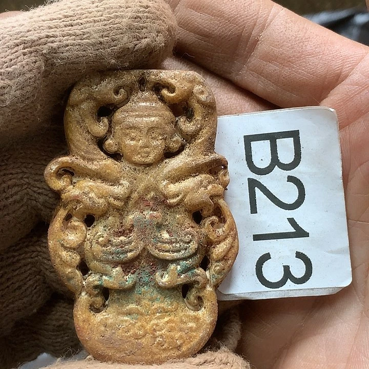 未镶嵌和田玉挂件