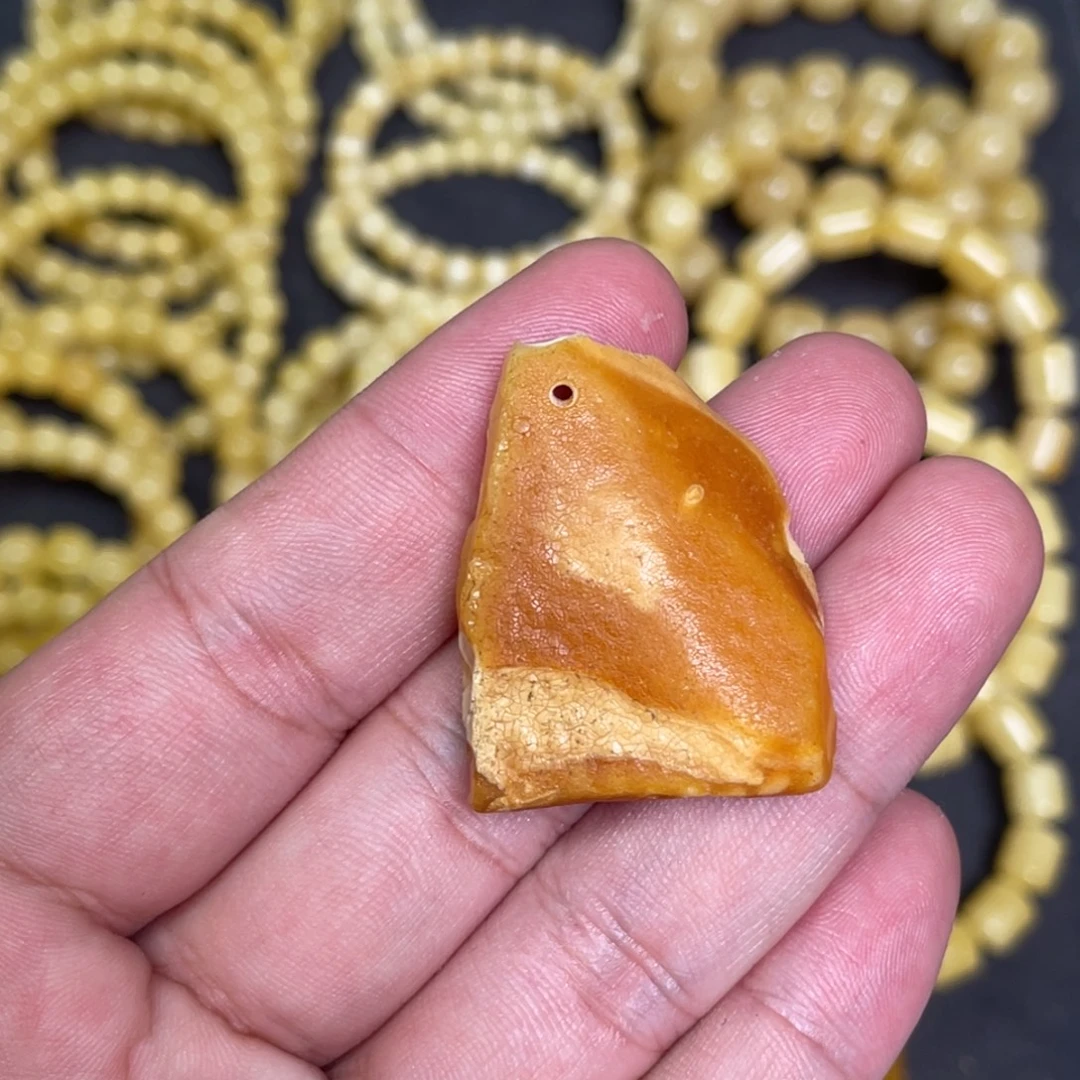 蜜蜡未镶嵌裸石蜜蜡吊坠