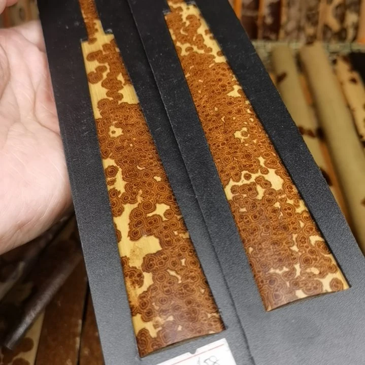 扇子紫红花绿春扇料